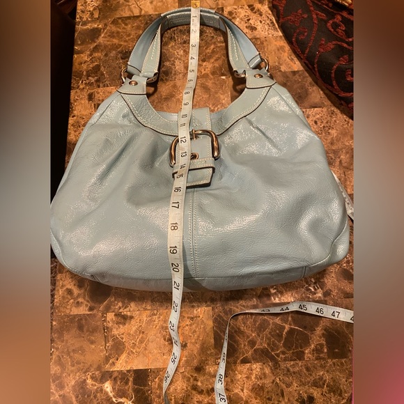 🩵Coach~Tiffany Blue Large Lynne Hobo Crinkle Patent Leather Silver Hardware - Picture 16 of 17
